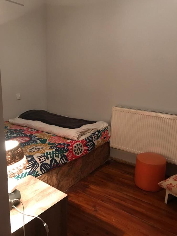 Brobro Hostel Тбилиси Экстерьер фото