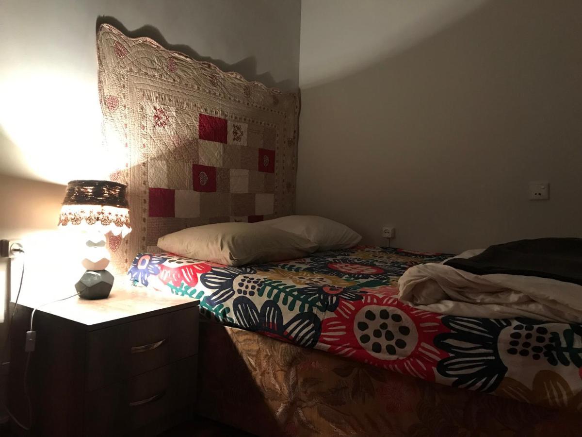 Brobro Hostel Тбилиси Экстерьер фото