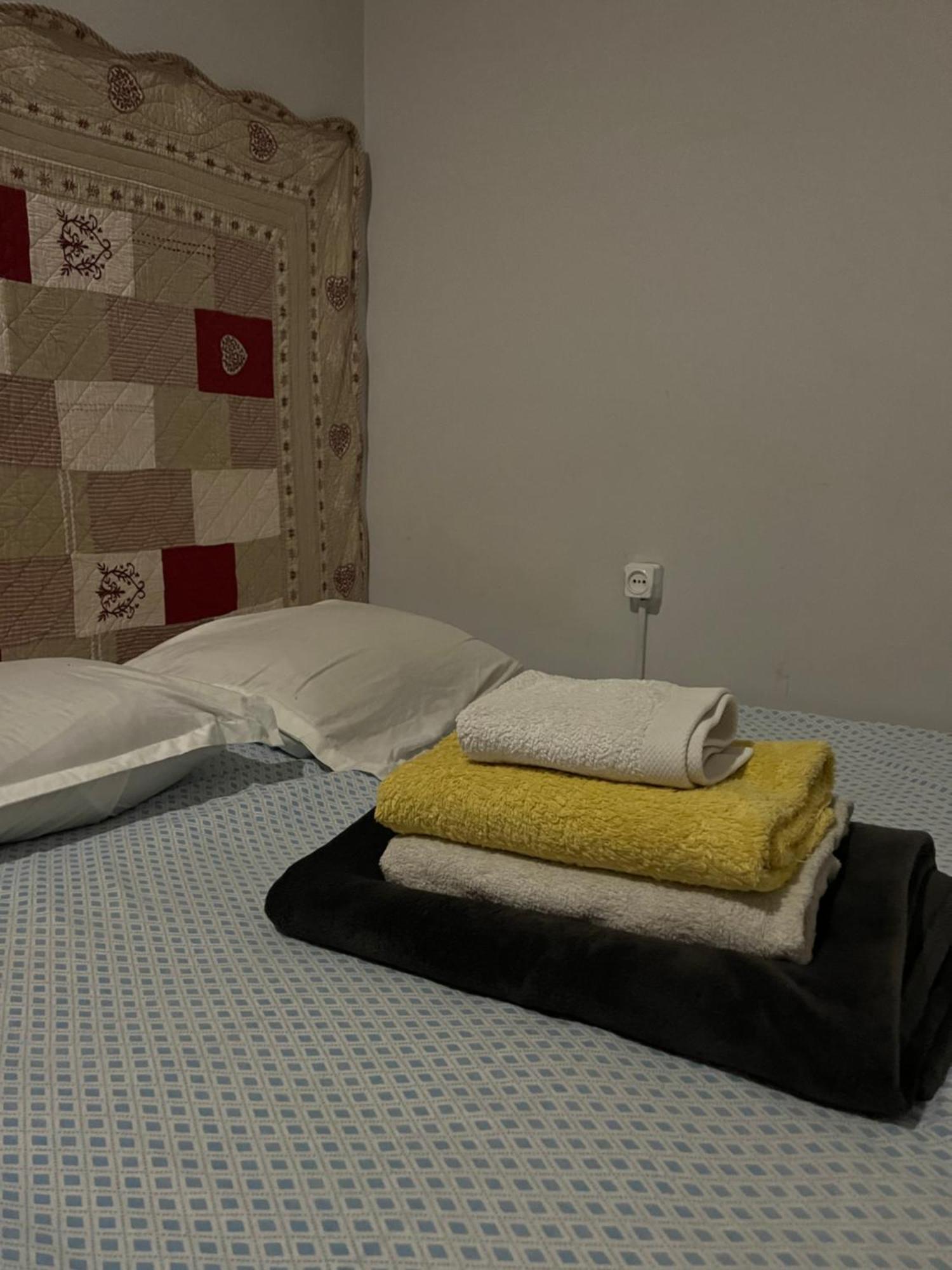 Brobro Hostel Тбилиси Экстерьер фото